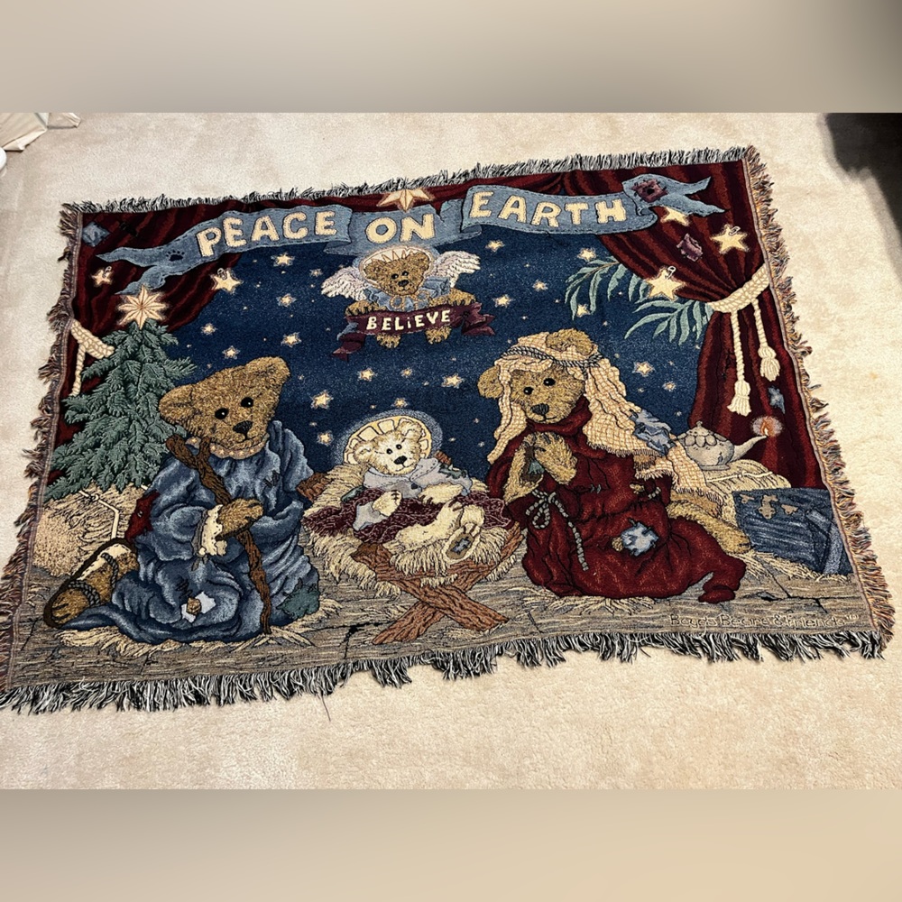 Boyd’s Bears & Friends “Nativity Scene” Throw Blanket Tapestry 52” x 74”